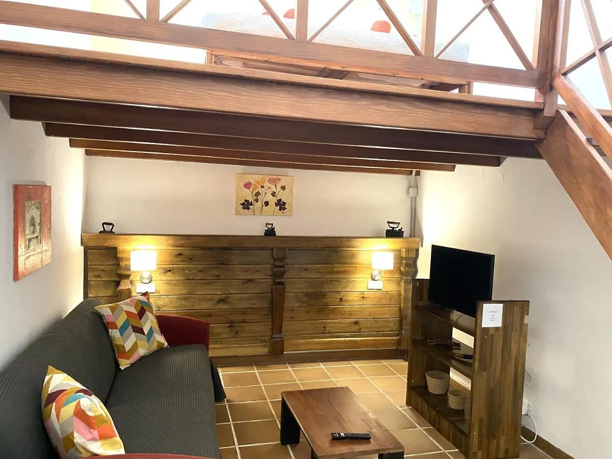 Hostal Casa Del Amigo Carmelo Ye 0*,